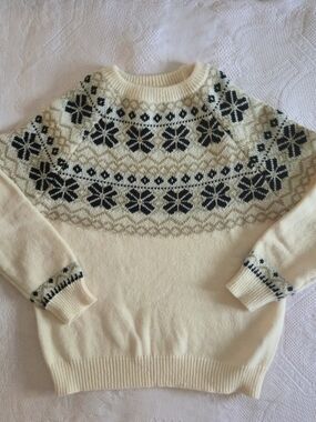 Cream Ivory Nordic Crewneck Chunky Sweater with Black Fair Isle Pattern Size M